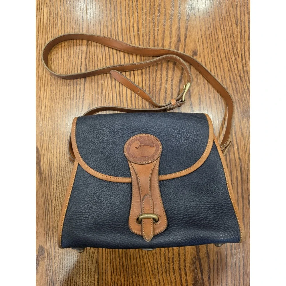 Vintage Dooney & Bourke All Weather Leather Essex Handbag USA Pebbled Navy